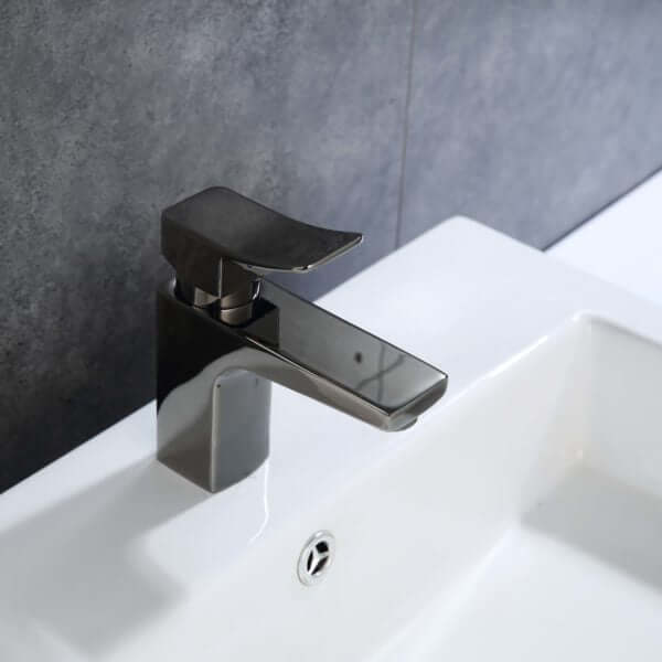 Upc Faucet With Drain-Glossy Black - ZY1008-GB