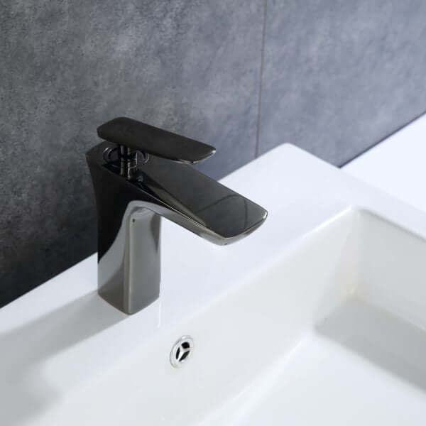 Upc Faucet With Drain-Glossy Black - ZY1013-GB