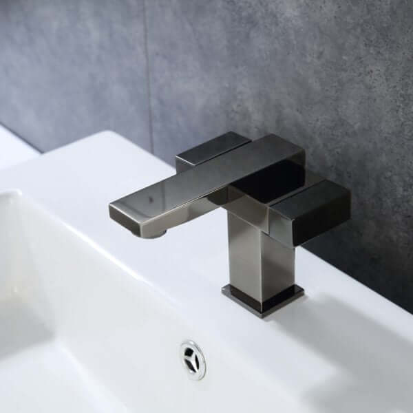 Upc Faucet With Drain-Glossy Black - ZY6051-GB